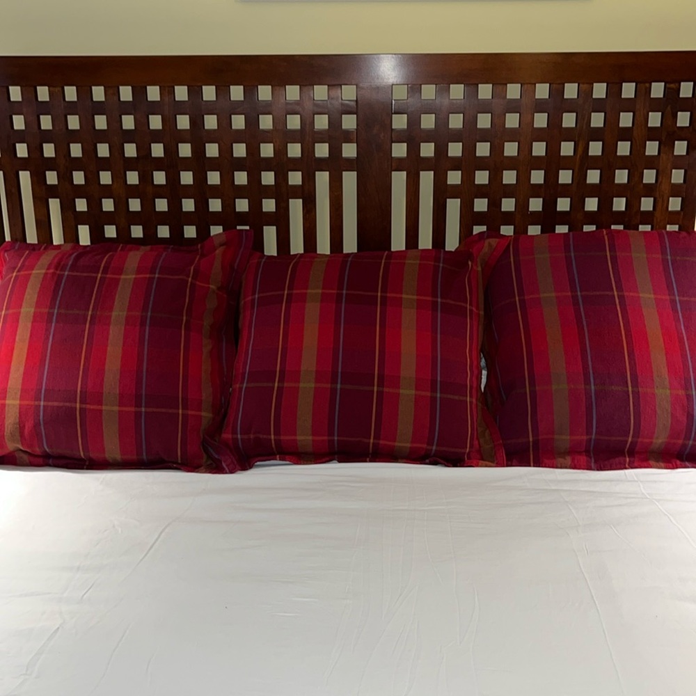 CHAPS HOME Summerton Plaid Euro Shams